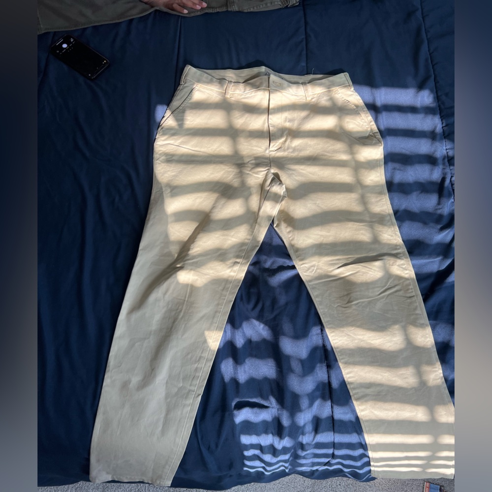 Izod Pants